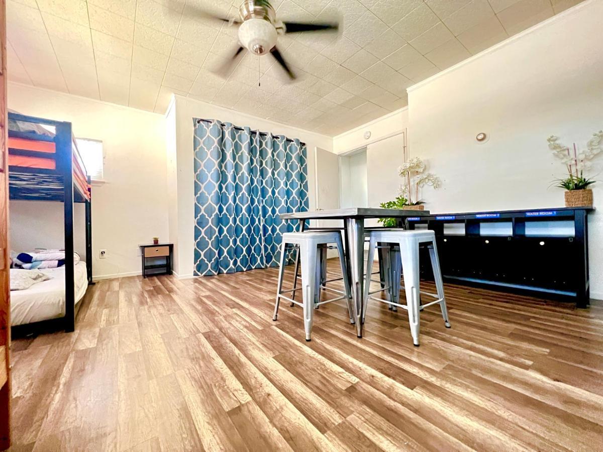 Whole Family - Rosemont Hostel แรนโช คอร์โดวา ภายนอก รูปภาพ
