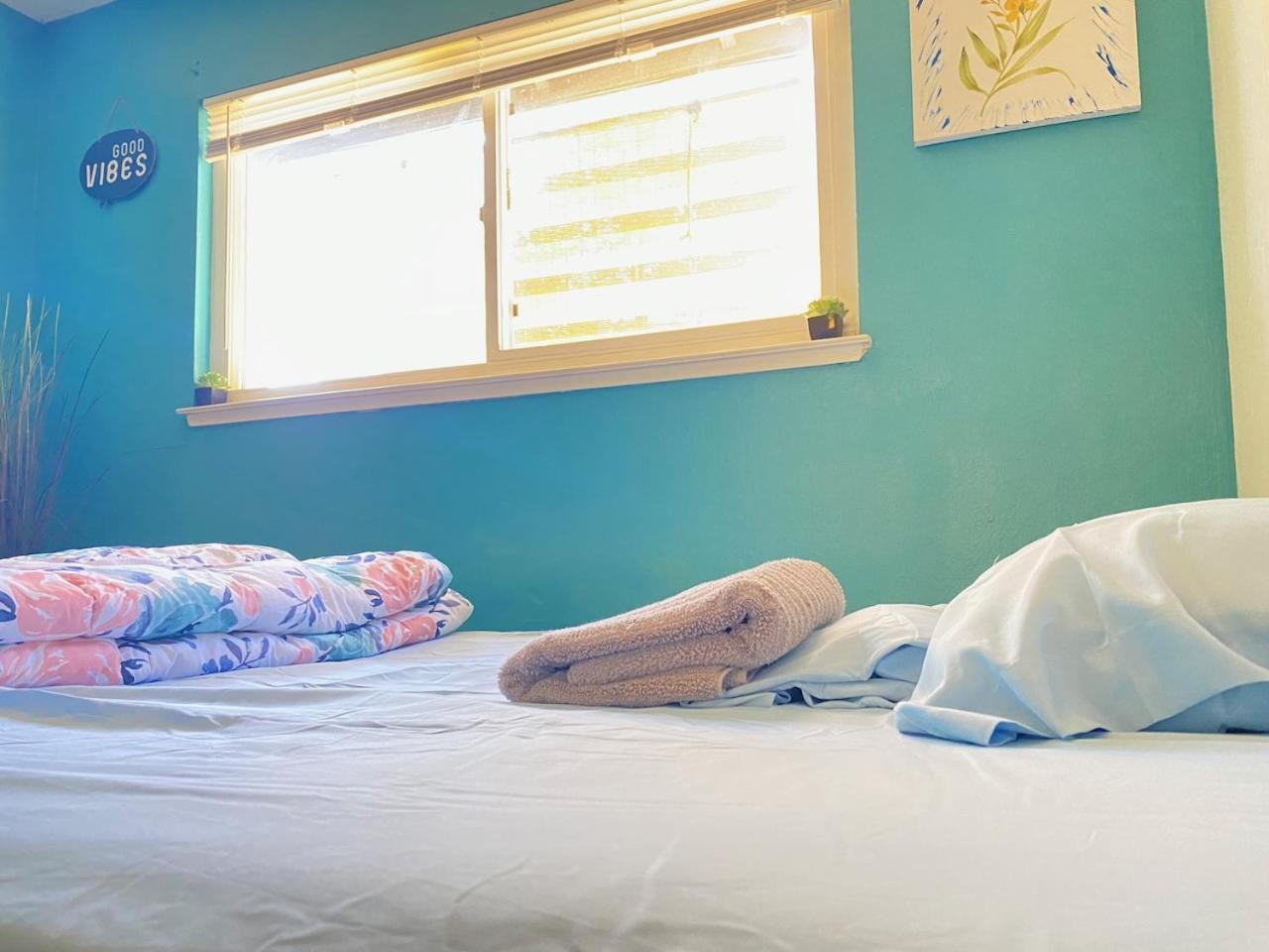 Whole Family - Rosemont Hostel แรนโช คอร์โดวา ภายนอก รูปภาพ